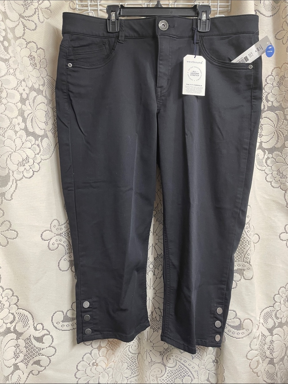 Westbound Black Zip Front Ankle Crop Jeans with Snap Hem NWT size 14